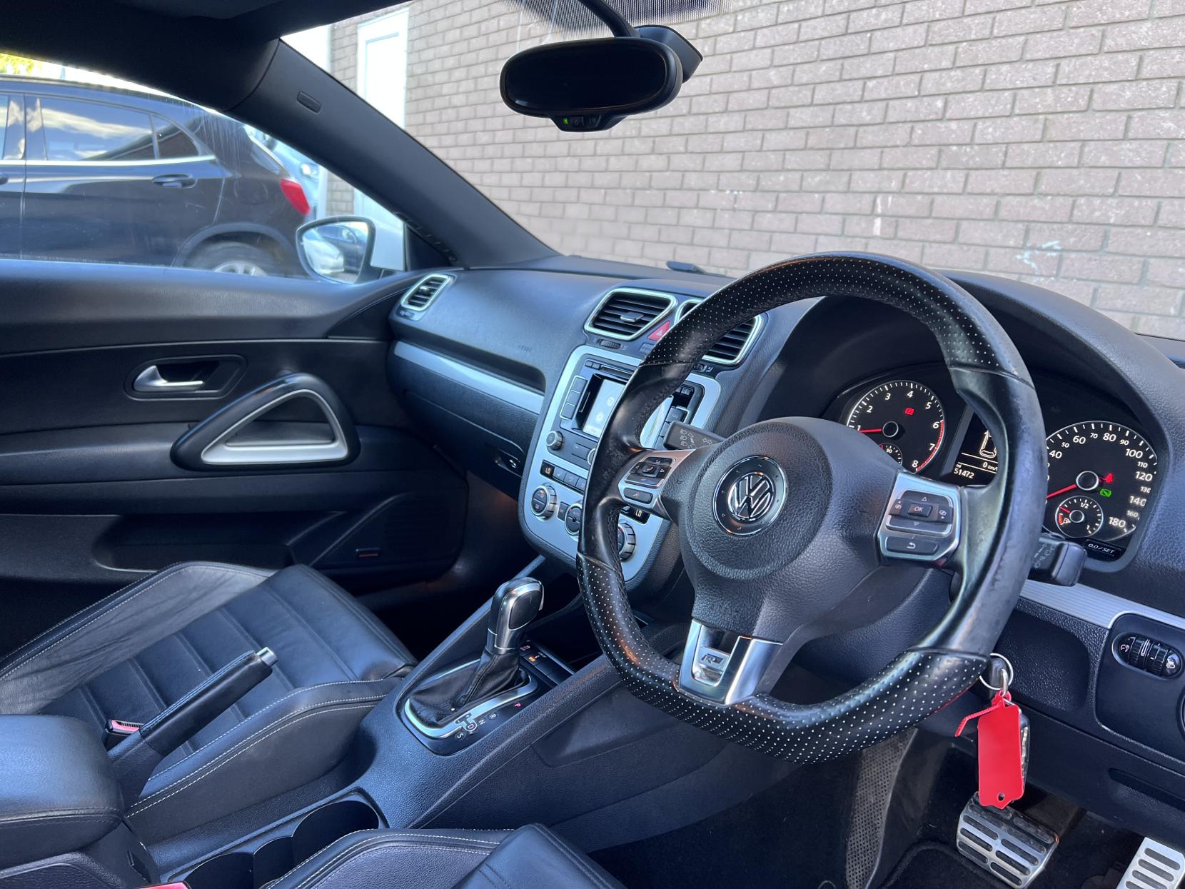 Volkswagen Scirocco 2.0 TSI R-Line Hatchback 3dr Petrol DSG Euro 5 (Leather, Nav) (210 ps)
