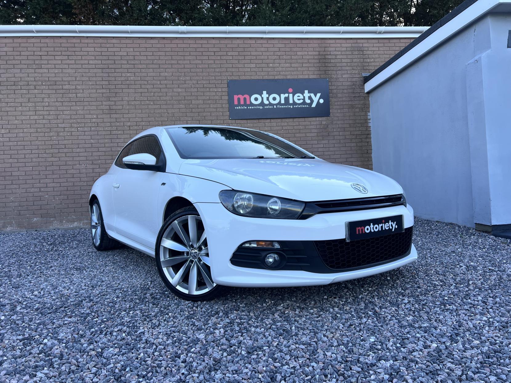 Volkswagen Scirocco 2.0 TSI R-Line Hatchback 3dr Petrol DSG Euro 5 (Leather, Nav) (210 ps)