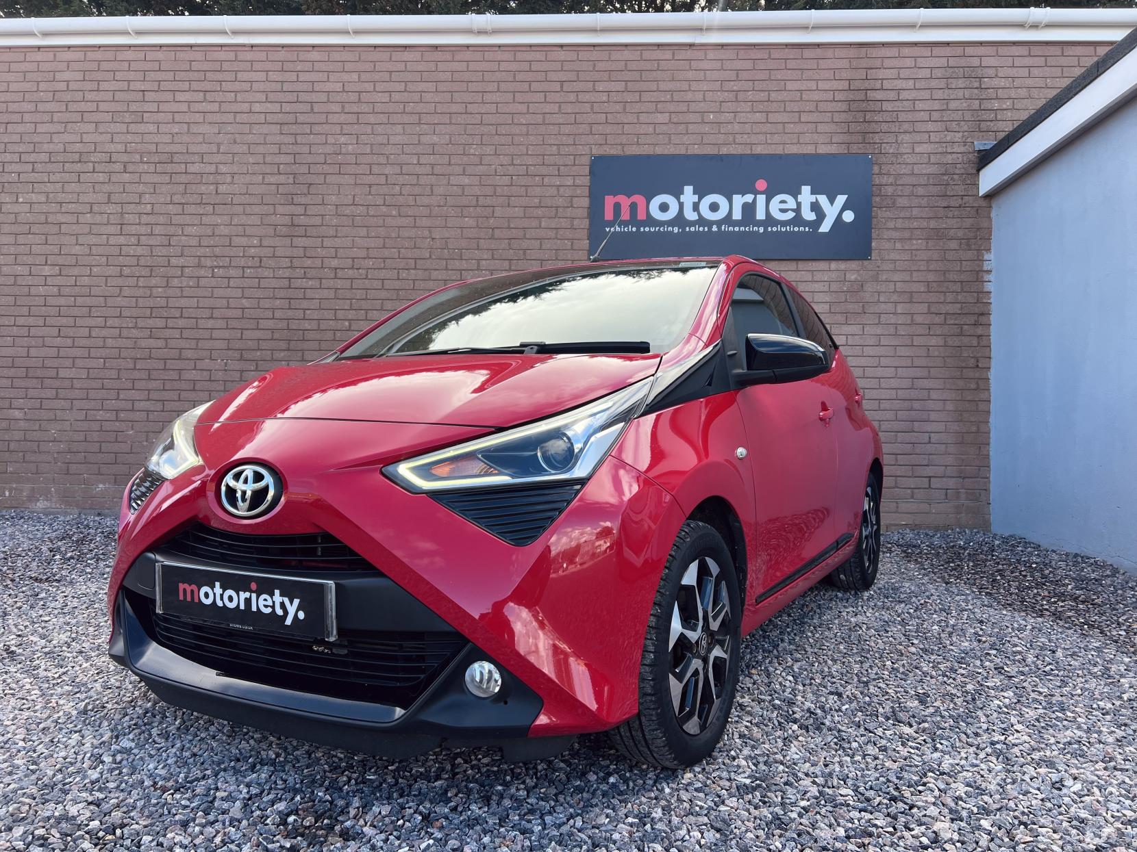Toyota AYGO 1.0 VVT-i x-trend Funroof 5dr Petrol x-shift Euro 6 (71 ps)