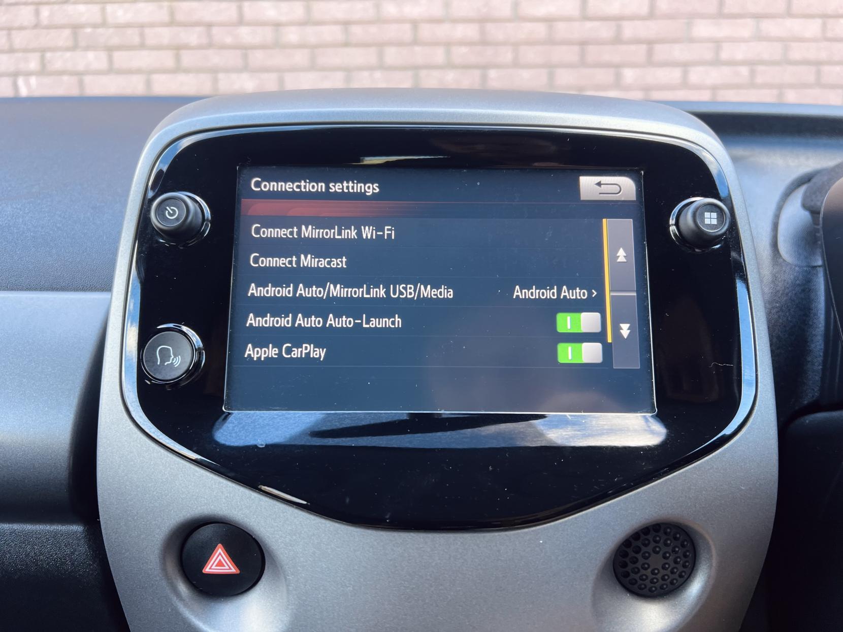 Toyota AYGO 1.0 VVT-i x-trend Funroof 5dr Petrol x-shift Euro 6 (71 ps)