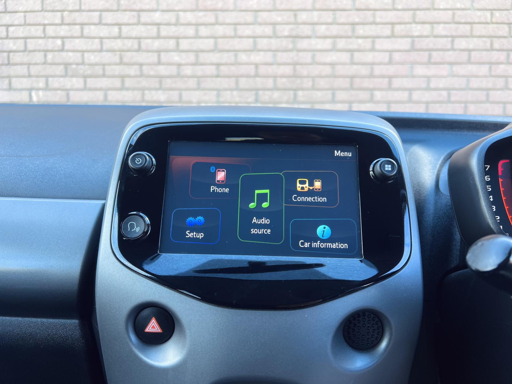 Toyota AYGO 1.0 VVT-i x-trend Funroof 5dr Petrol x-shift Euro 6 (71 ps)