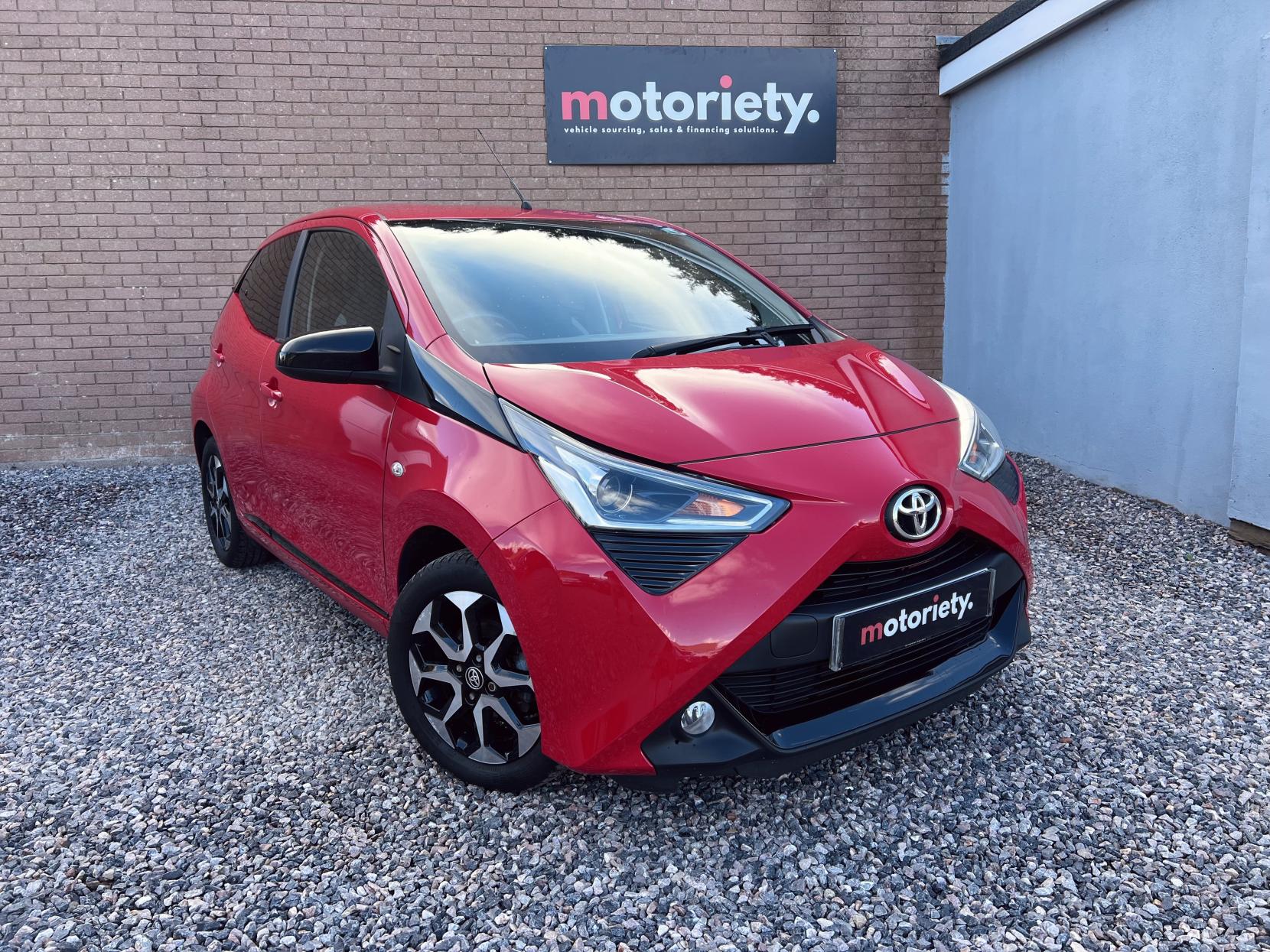 Toyota AYGO 1.0 VVT-i x-trend Funroof 5dr Petrol x-shift Euro 6 (71 ps)
