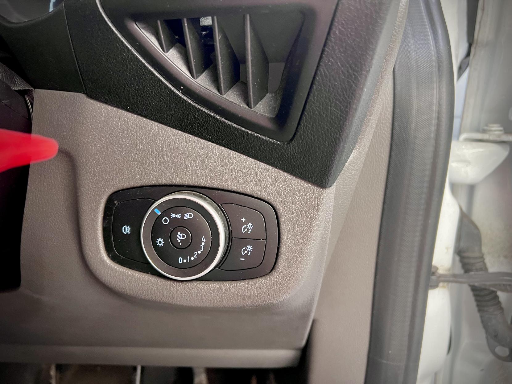 Ford Transit Connect 1.5 200 EcoBlue Leader Panel Van 5dr Diesel Manual L1 Euro 6 (s/s) (75 ps)
