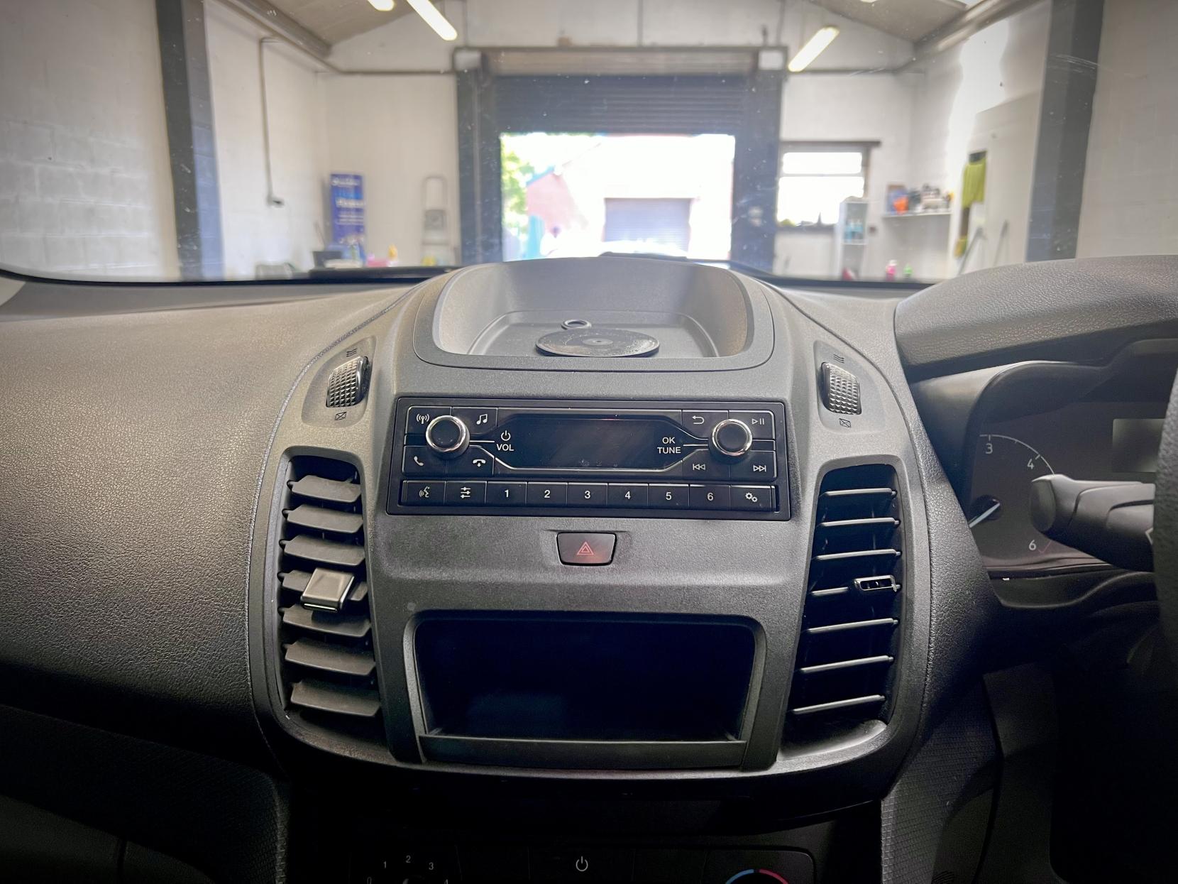 Ford Transit Connect 1.5 200 EcoBlue Leader Panel Van 5dr Diesel Manual L1 Euro 6 (s/s) (75 ps)