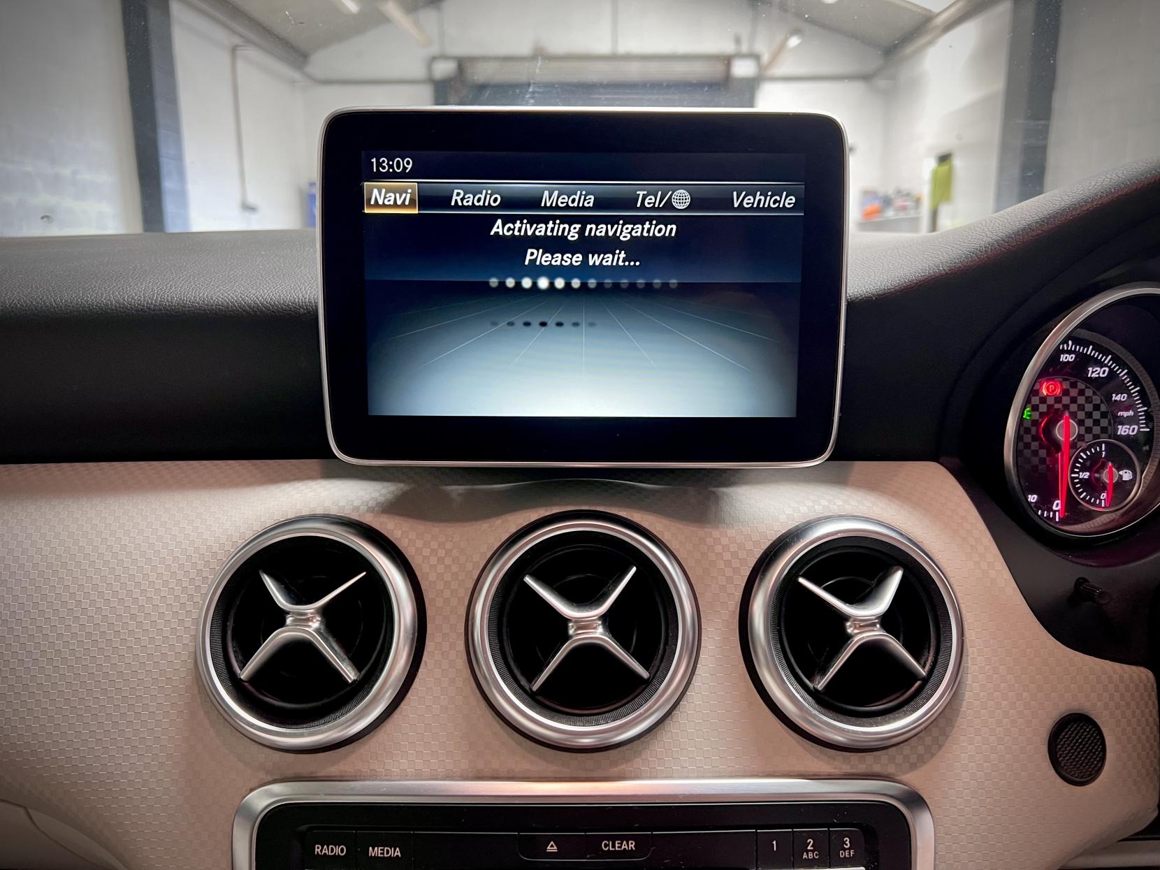 Mercedes-Benz A Class 1.5 A180d Sport (Executive) Hatchback 5dr Diesel Manual Euro 6 (s/s) (109 ps)
