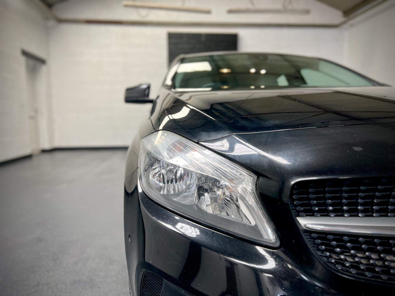 Mercedes-Benz A Class 1.5 A180d Sport (Executive) Hatchback 5dr Diesel Manual Euro 6 (s/s) (109 ps)