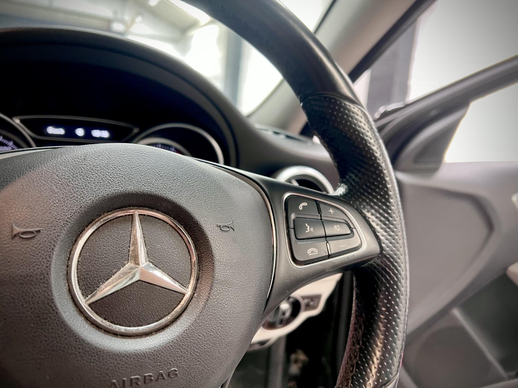 Mercedes-Benz A Class 1.5 A180d Sport (Executive) Hatchback 5dr Diesel Manual Euro 6 (s/s) (109 ps)