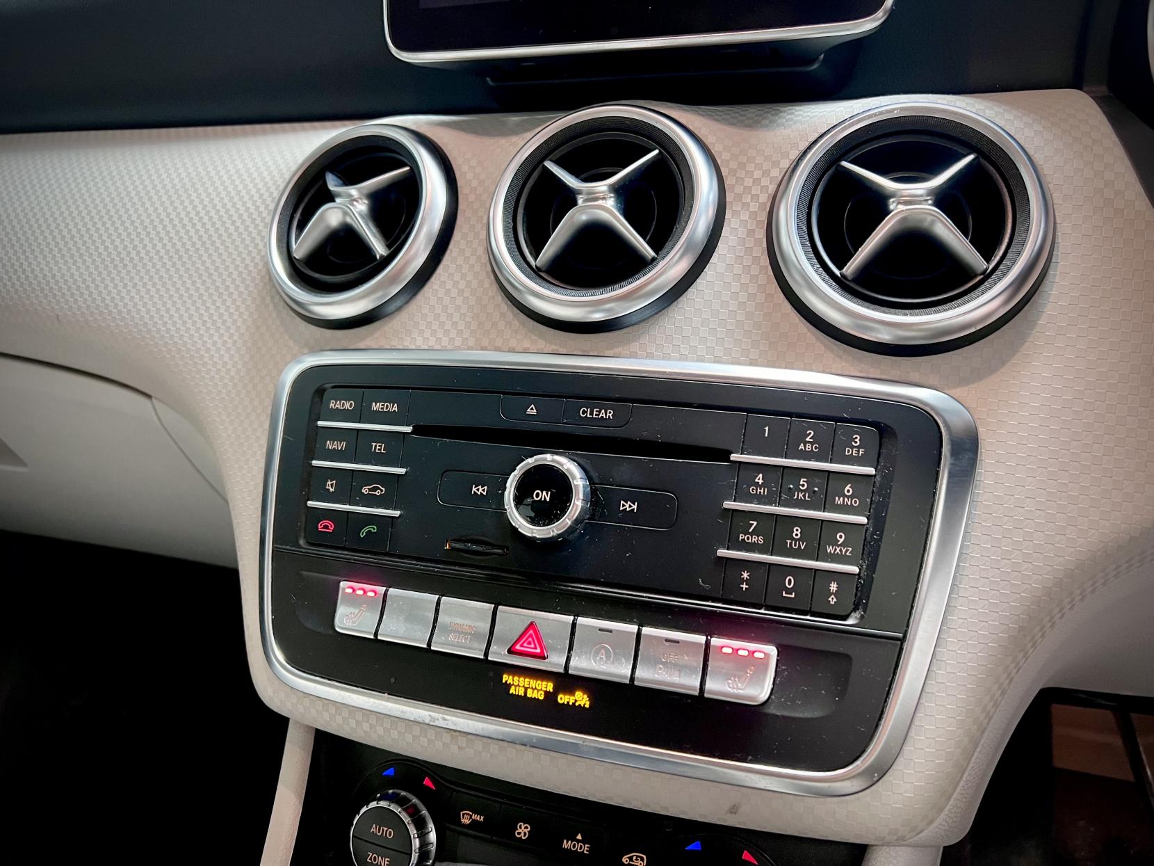 Mercedes-Benz A Class 1.5 A180d Sport (Executive) Hatchback 5dr Diesel Manual Euro 6 (s/s) (109 ps)