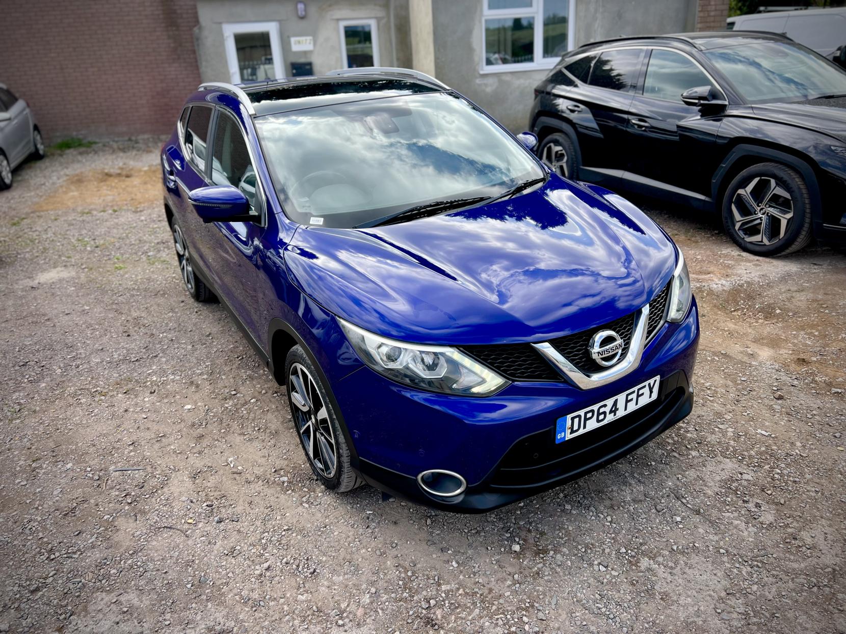 Nissan Qashqai 1.5 dCi Tekna SUV 5dr Diesel Manual 2WD Euro 5 (s/s) (110 ps)