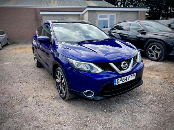 Nissan Qashqai 1.5 dCi Tekna SUV 5dr Diesel Manual 2WD Euro 5 (s/s) (110 ps)