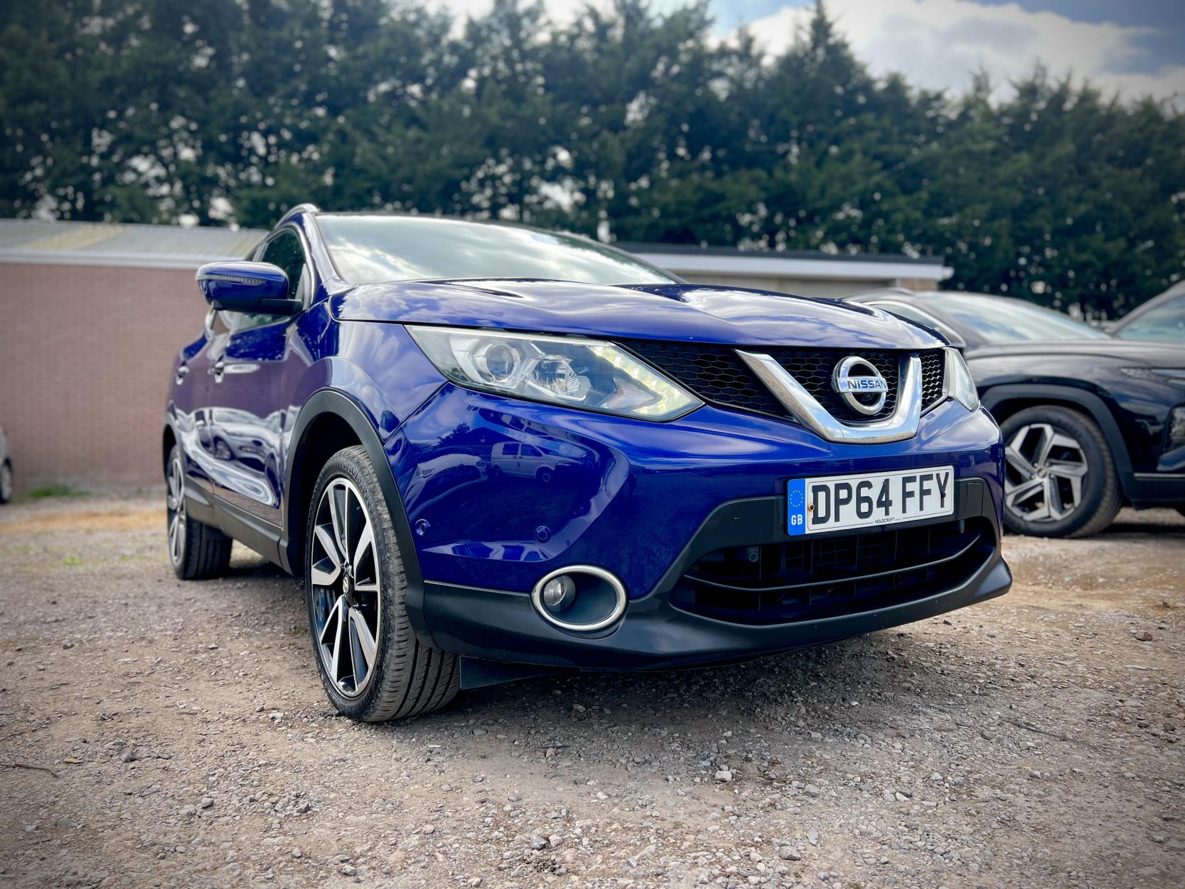 Nissan Qashqai 1.5 dCi Tekna SUV 5dr Diesel Manual 2WD Euro 5 (s/s) (110 ps)