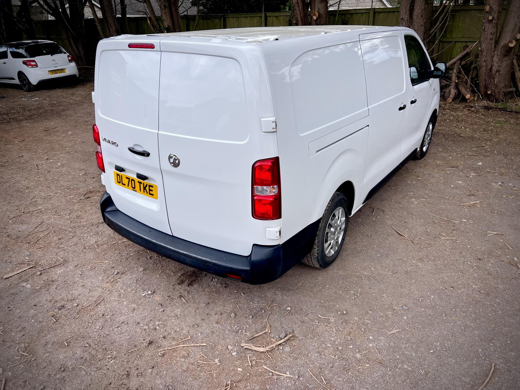 Vauxhall Vivaro 1.5 Turbo D 2900 Dynamic Panel Van 6dr Diesel Manual L2 H1 Euro 6 (s/s) (100 ps)