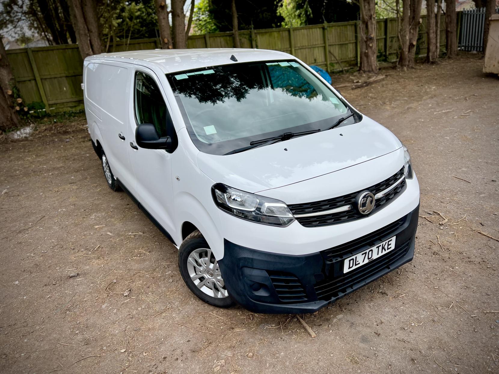 Vauxhall Vivaro 1.5 Turbo D 2900 Dynamic Panel Van 6dr Diesel Manual L2 H1 Euro 6 (s/s) (100 ps)