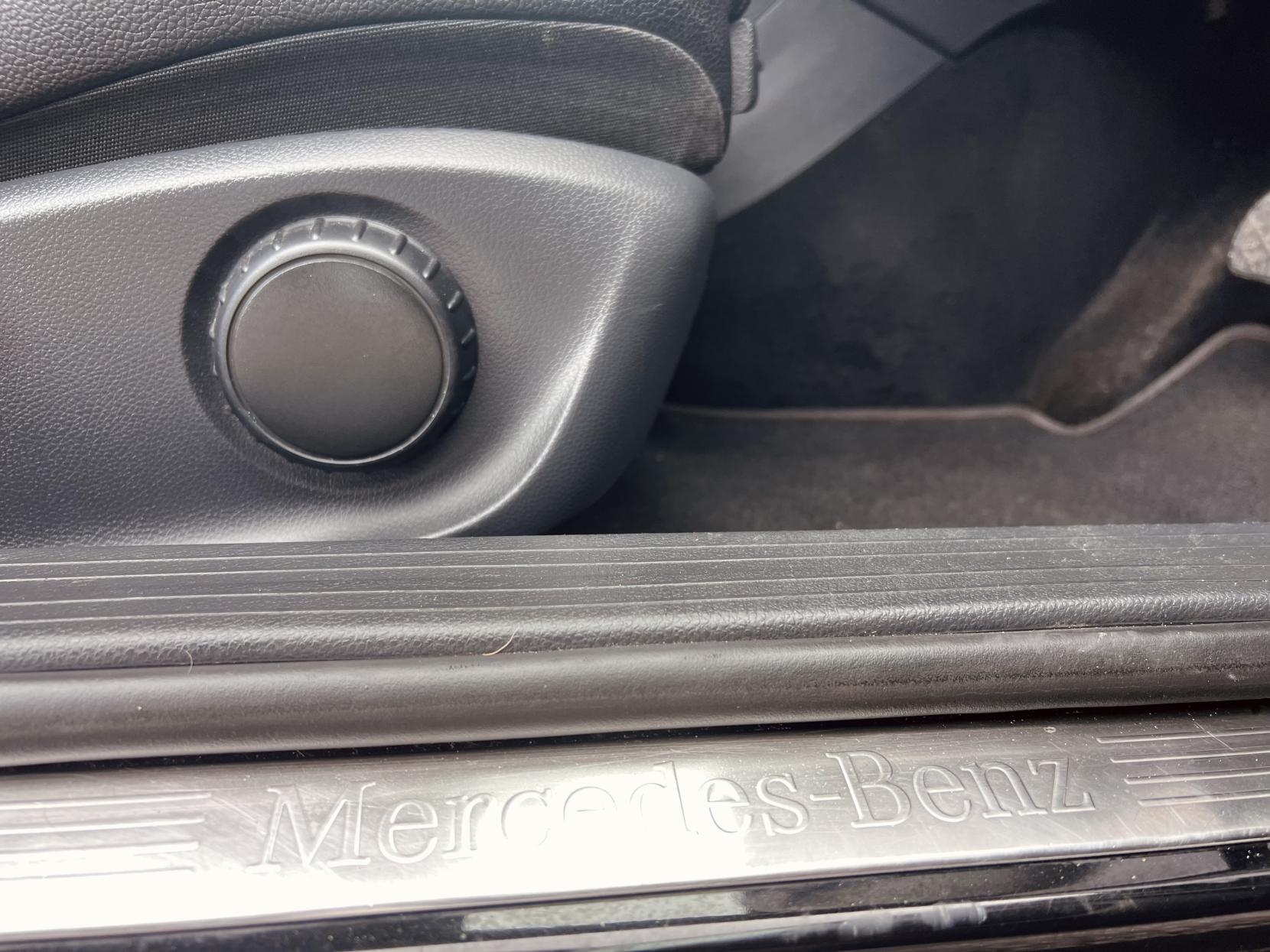 Mercedes-Benz GLA 2.1 GLA200d SE SUV 5dr Diesel 7G-DCT Euro 6 (s/s) (136 ps)