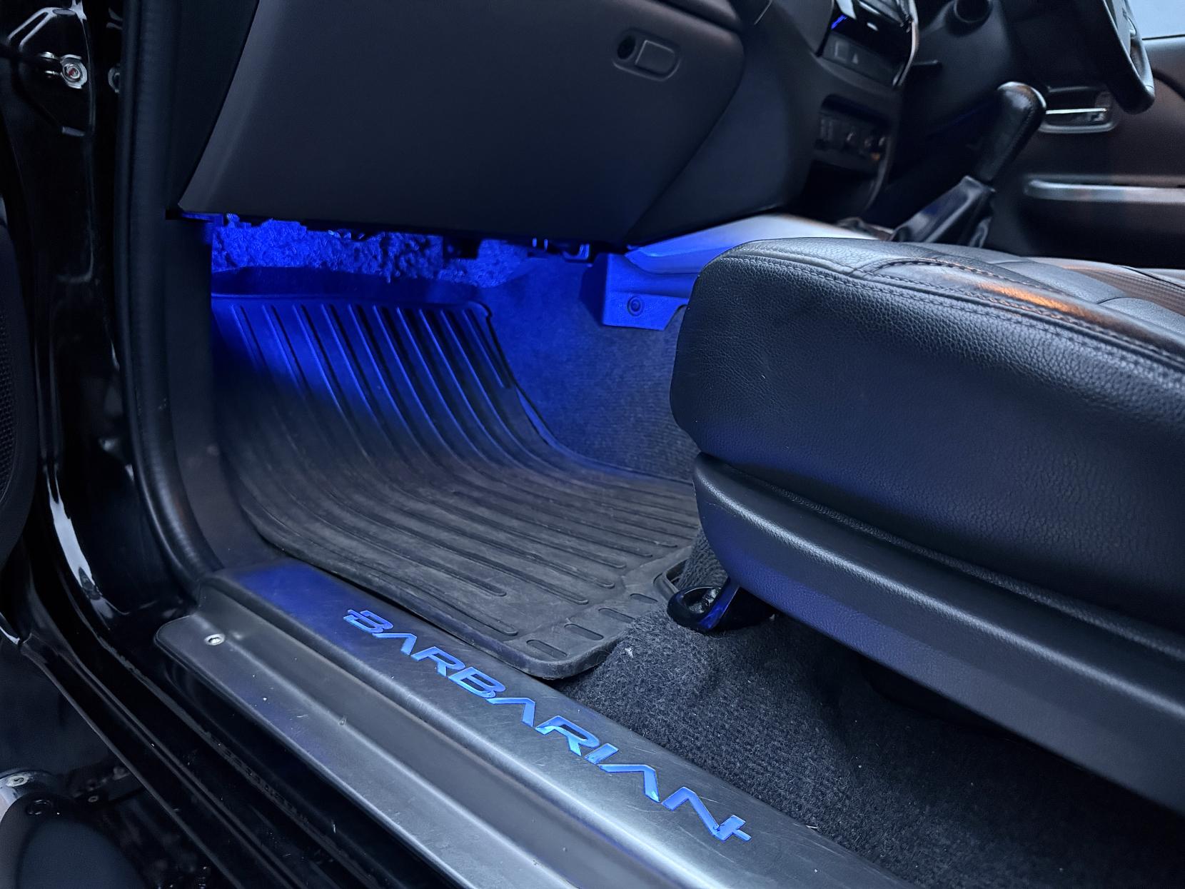 Mitsubishi L200 2.4 DI-D DC Barbarian Pickup Double Cab 4dr Diesel Manual 4WD Euro 6 (178 ps)