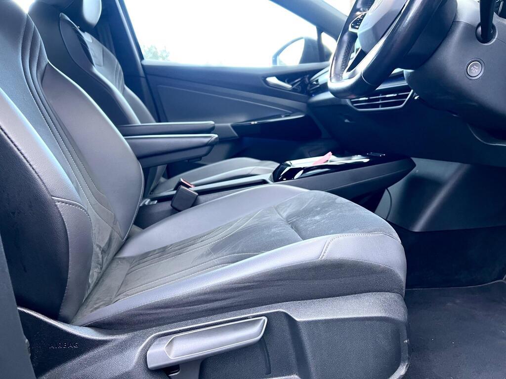 Volkswagen ID.4 Pro Performance 77kWh Life SUV 5dr Electric Auto (204 ps)