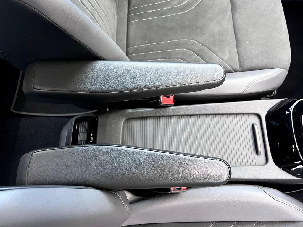 Volkswagen ID.4 Pro Performance 77kWh Life SUV 5dr Electric Auto (204 ps)