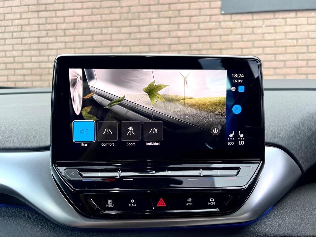 Volkswagen ID.4 Pro Performance 77kWh Life SUV 5dr Electric Auto (204 ps)