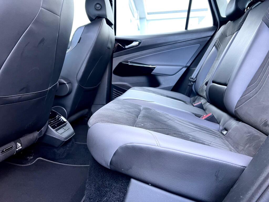 Volkswagen ID.4 Pro Performance 77kWh Life SUV 5dr Electric Auto (204 ps)