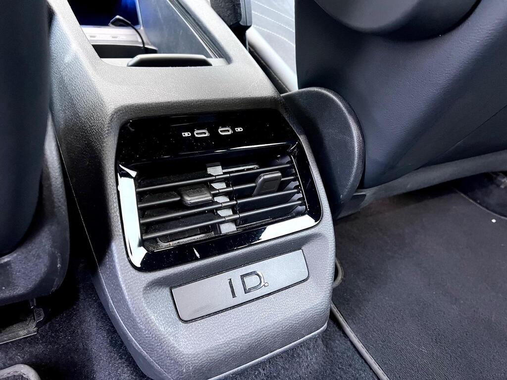 Volkswagen ID.4 Pro Performance 77kWh Life SUV 5dr Electric Auto (204 ps)
