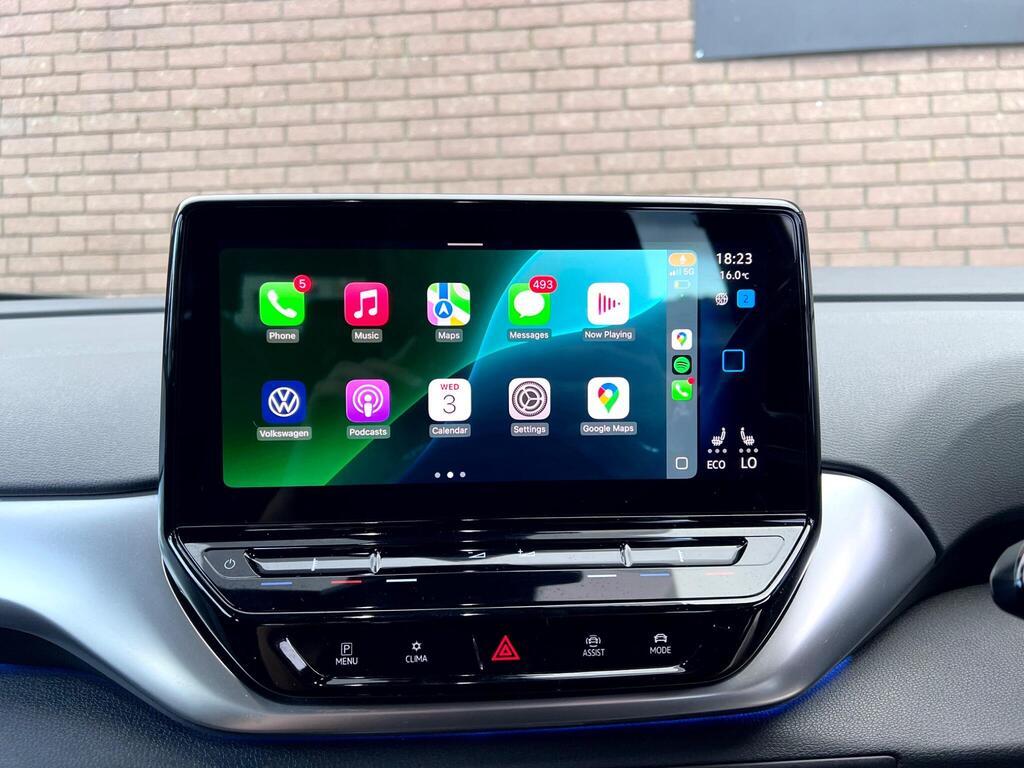 Volkswagen ID.4 Pro Performance 77kWh Life SUV 5dr Electric Auto (204 ps)