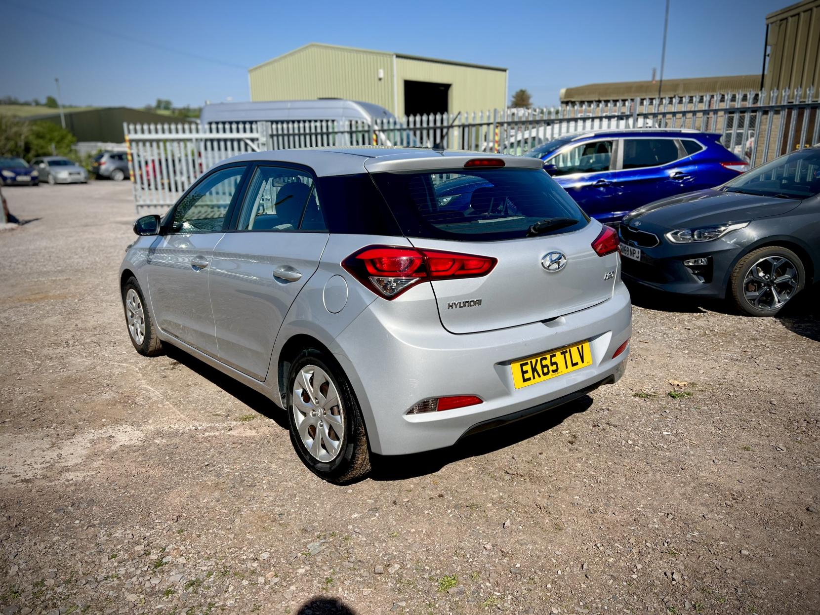 Hyundai i20 1.2 Blue Drive S Air Hatchback 5dr Petrol Manual Euro 6 (s/s) (75 ps)