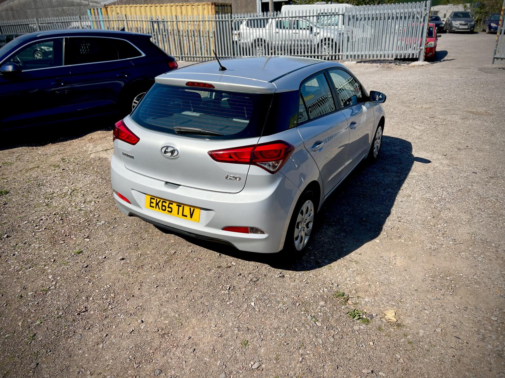 Hyundai i20 1.2 Blue Drive S Air Hatchback 5dr Petrol Manual Euro 6 (s/s) (75 ps)