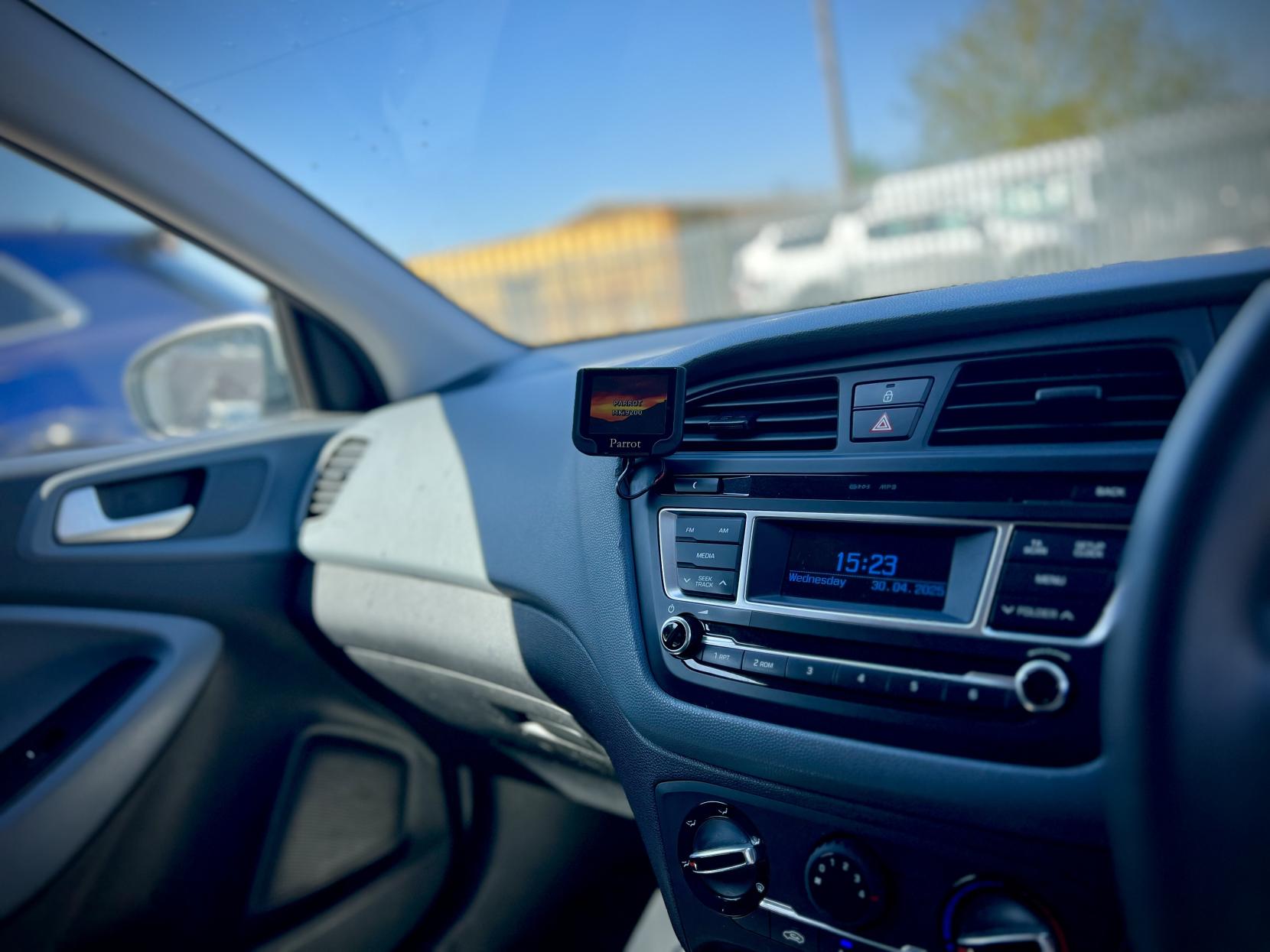 Hyundai i20 1.2 Blue Drive S Air Hatchback 5dr Petrol Manual Euro 6 (s/s) (75 ps)