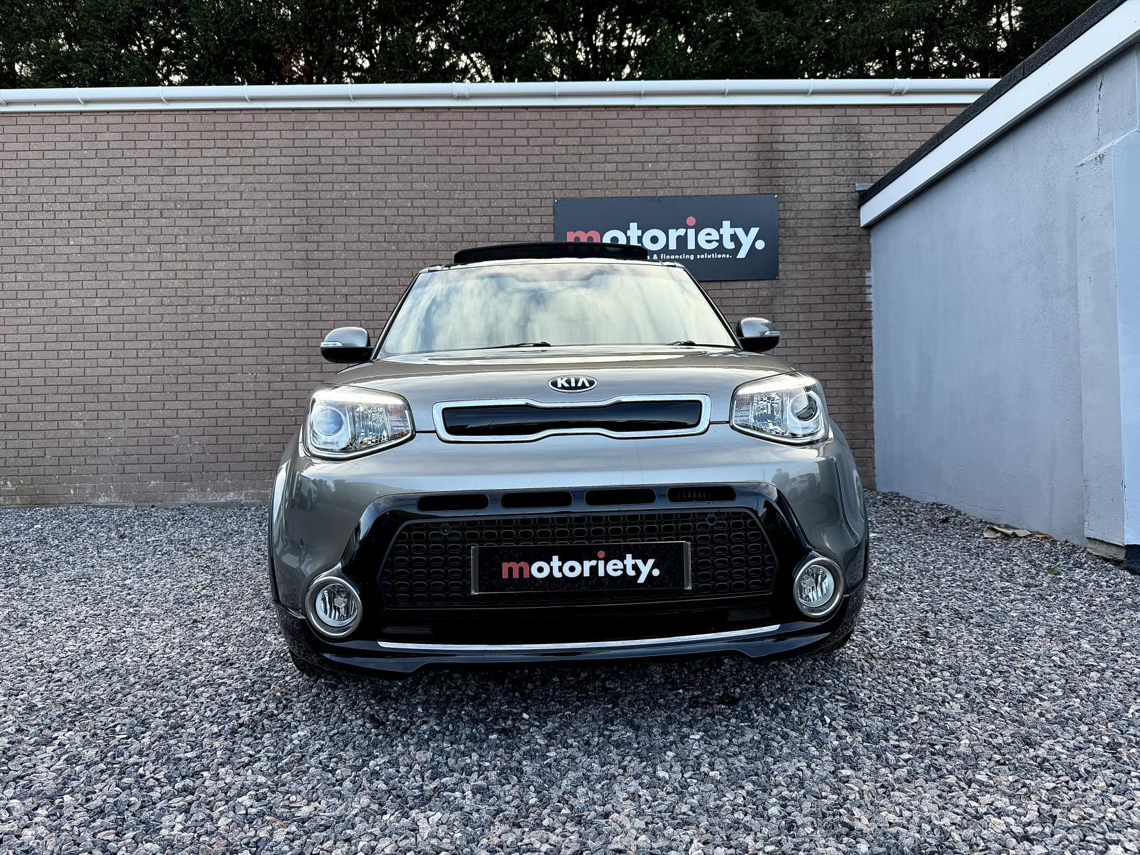 Kia Soul 1.6 CRDi Maxx SUV 5dr Diesel Auto Euro 5 (126 bhp)