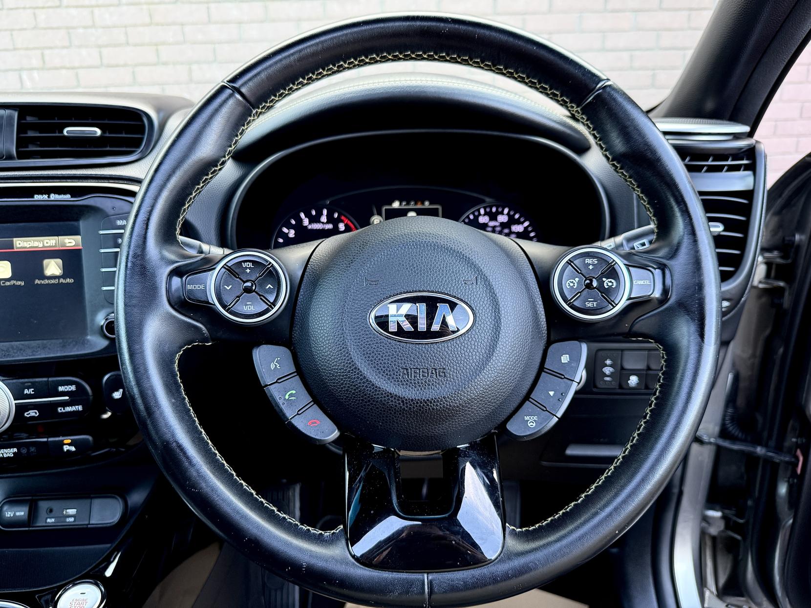 Kia Soul 1.6 CRDi Maxx SUV 5dr Diesel Auto Euro 5 (126 bhp)