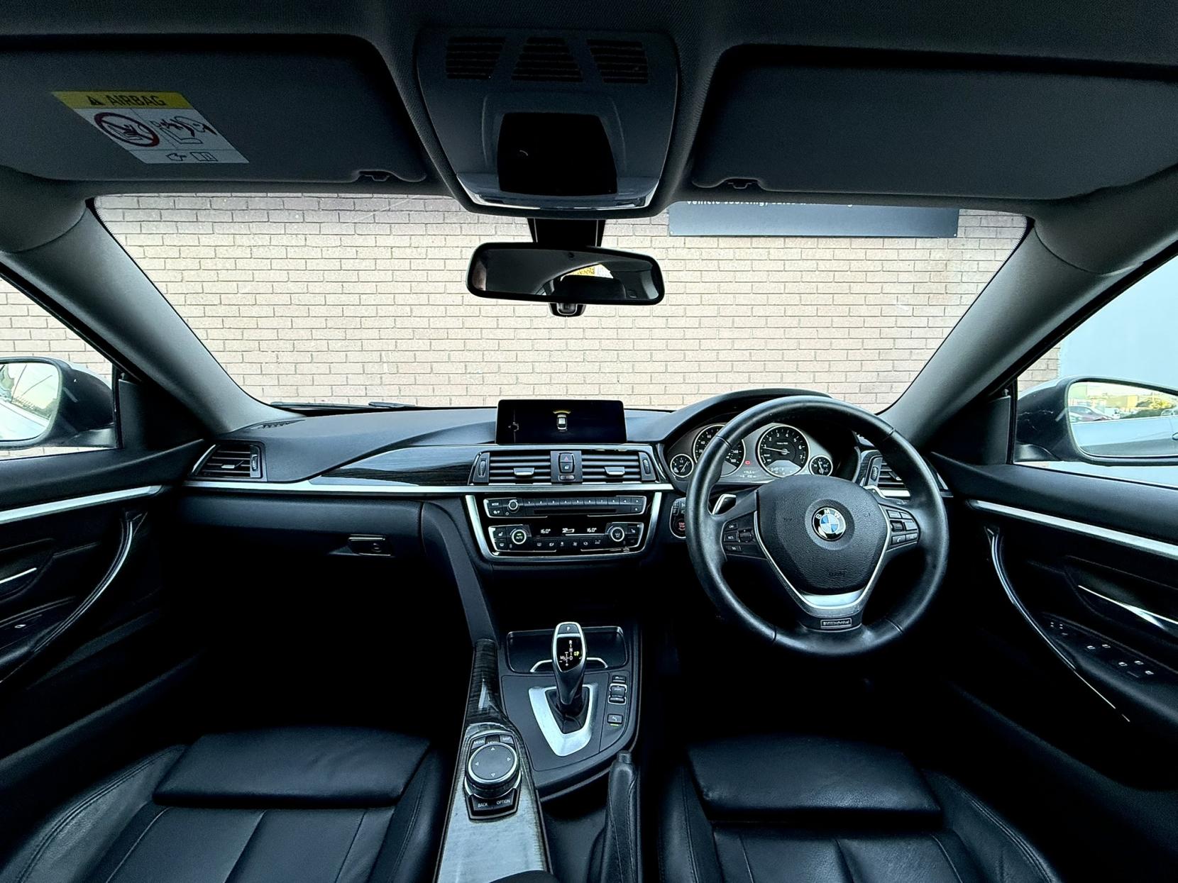 BMW 4 Series Gran Coupe 2.0 420i Luxury Hatchback 5dr Petrol Auto Euro 6 (s/s) (184 ps)
