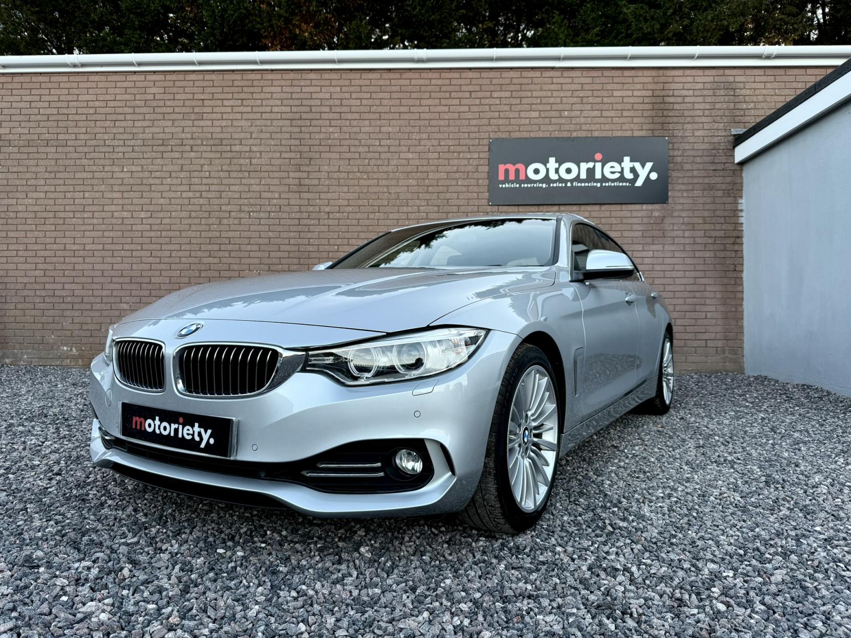 BMW 4 Series Gran Coupe 2.0 420i Luxury Hatchback 5dr Petrol Auto Euro 6 (s/s) (184 ps)