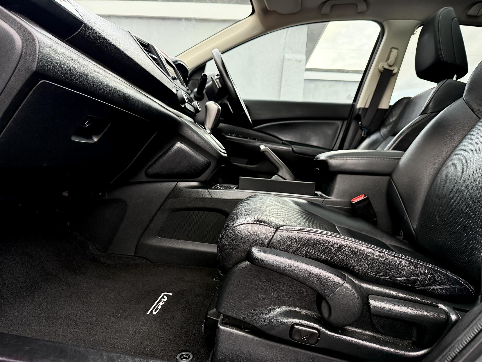Honda CR-V 2.0 i-VTEC EX SUV 5dr Petrol Auto 4WD Euro 5 (155 ps)