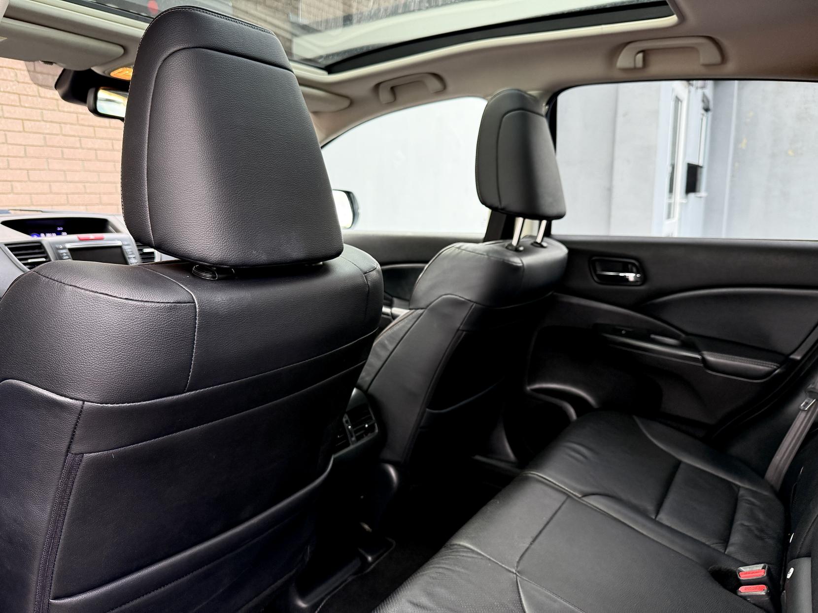 Honda CR-V 2.0 i-VTEC EX SUV 5dr Petrol Auto 4WD Euro 5 (155 ps)