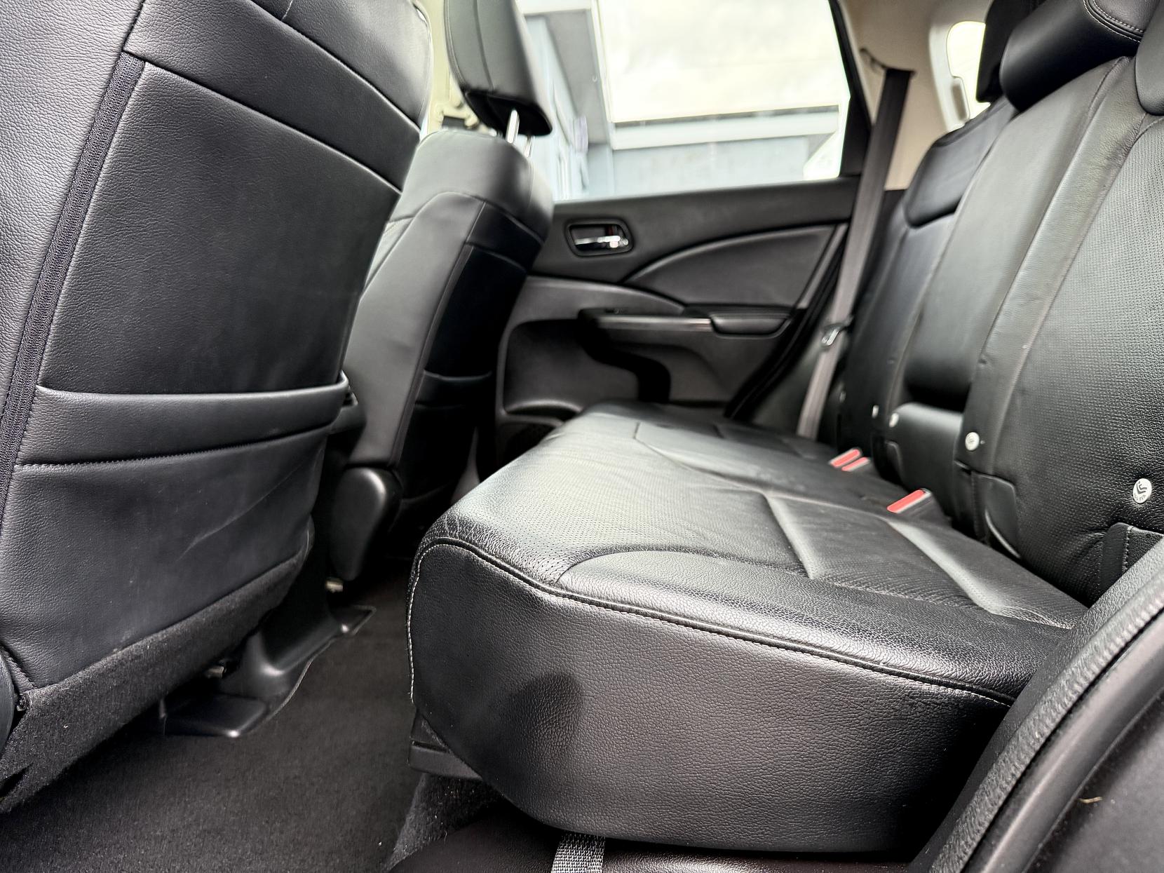 Honda CR-V 2.0 i-VTEC EX SUV 5dr Petrol Auto 4WD Euro 5 (155 ps)