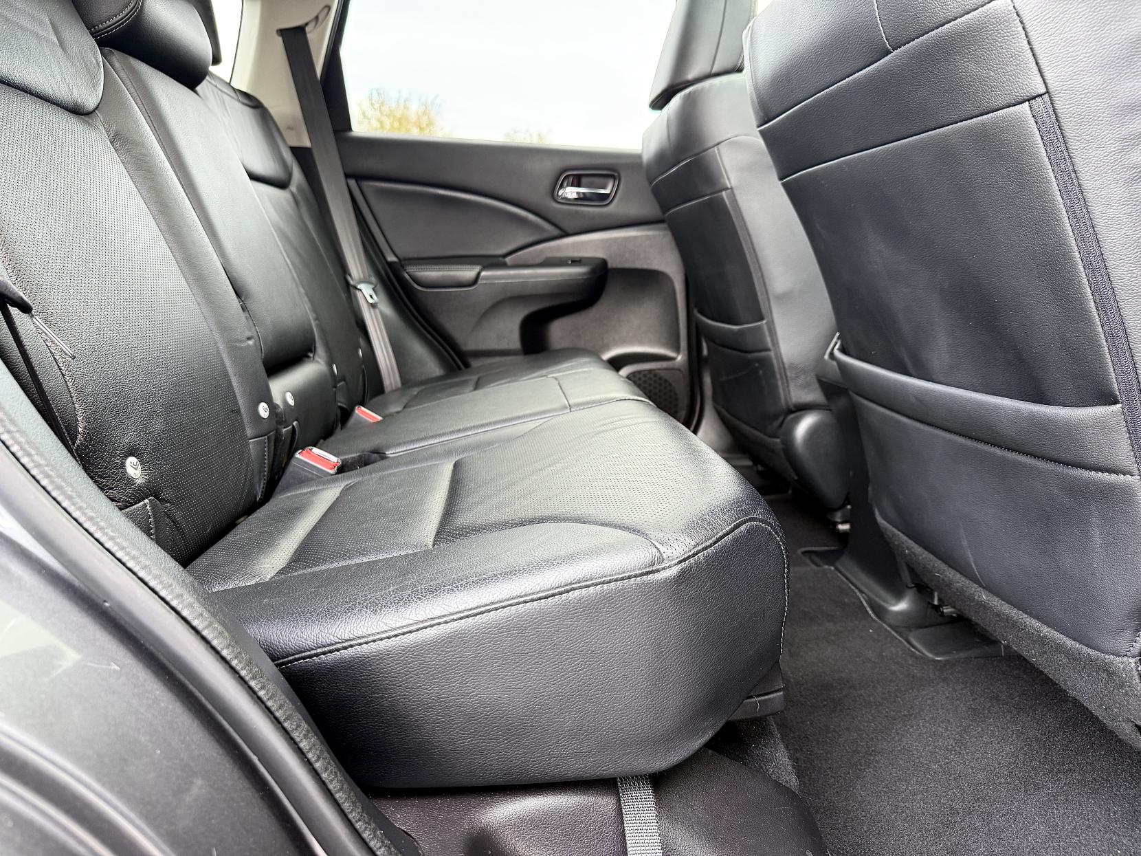 Honda CR-V 2.0 i-VTEC EX SUV 5dr Petrol Auto 4WD Euro 5 (155 ps)
