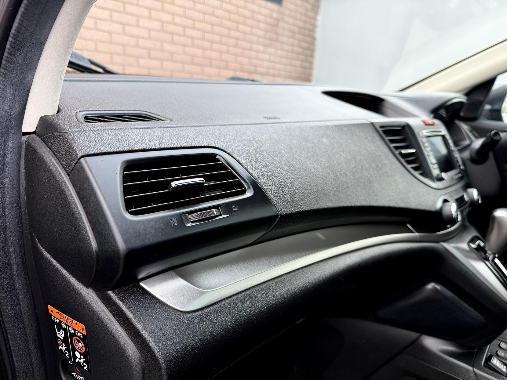 Honda CR-V 2.0 i-VTEC EX SUV 5dr Petrol Auto 4WD Euro 5 (155 ps)