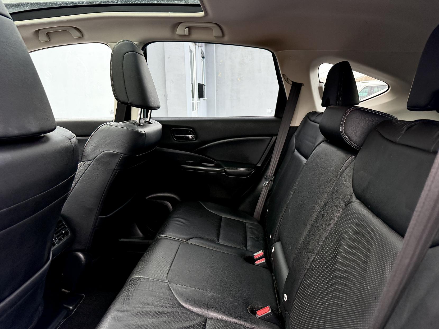 Honda CR-V 2.0 i-VTEC EX SUV 5dr Petrol Auto 4WD Euro 5 (155 ps)