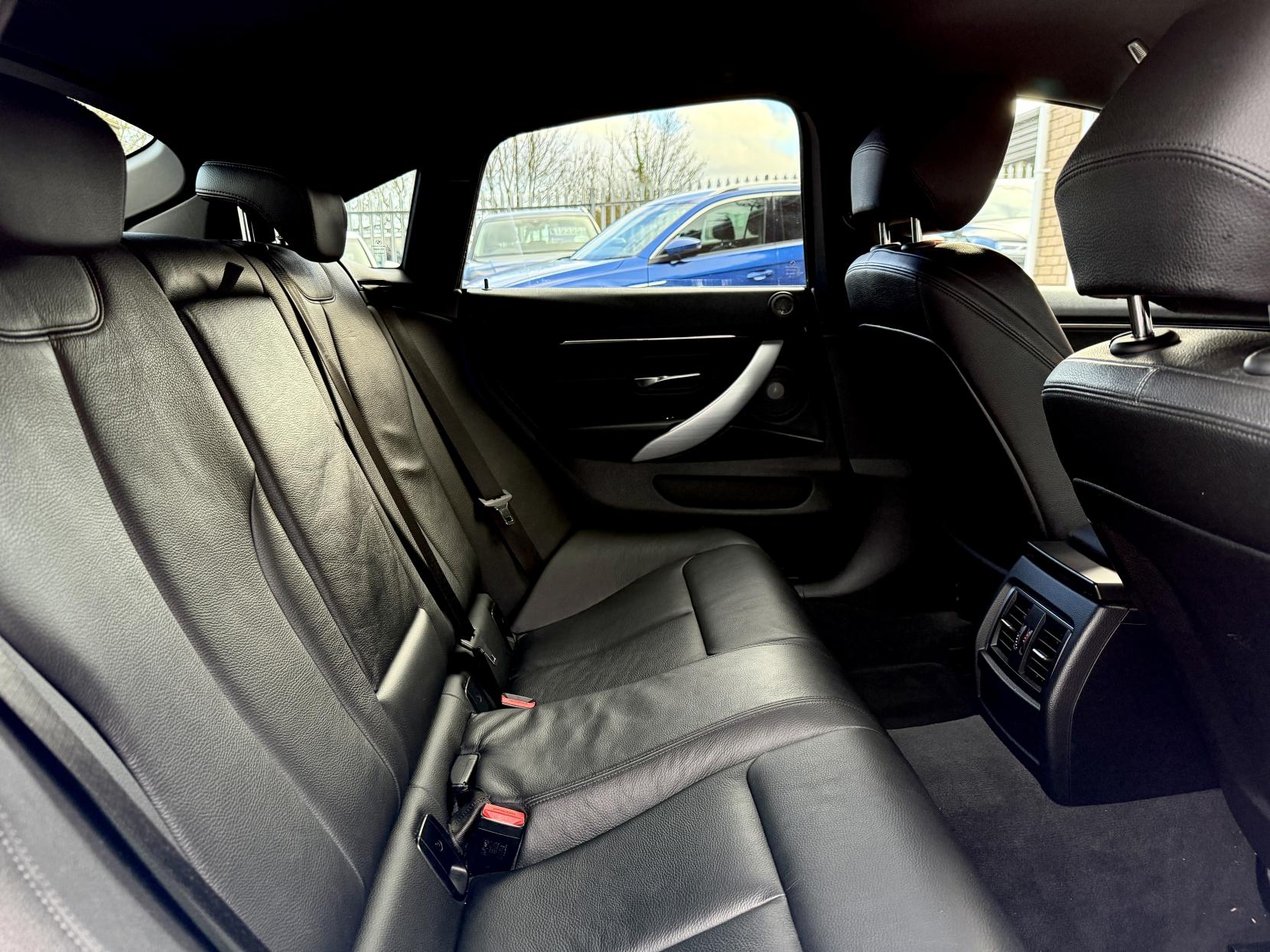 BMW 4 Series Gran Coupe 2.0 420d M Sport Hatchback 5dr Diesel Auto xDrive Euro 6 (s/s) (190 ps)