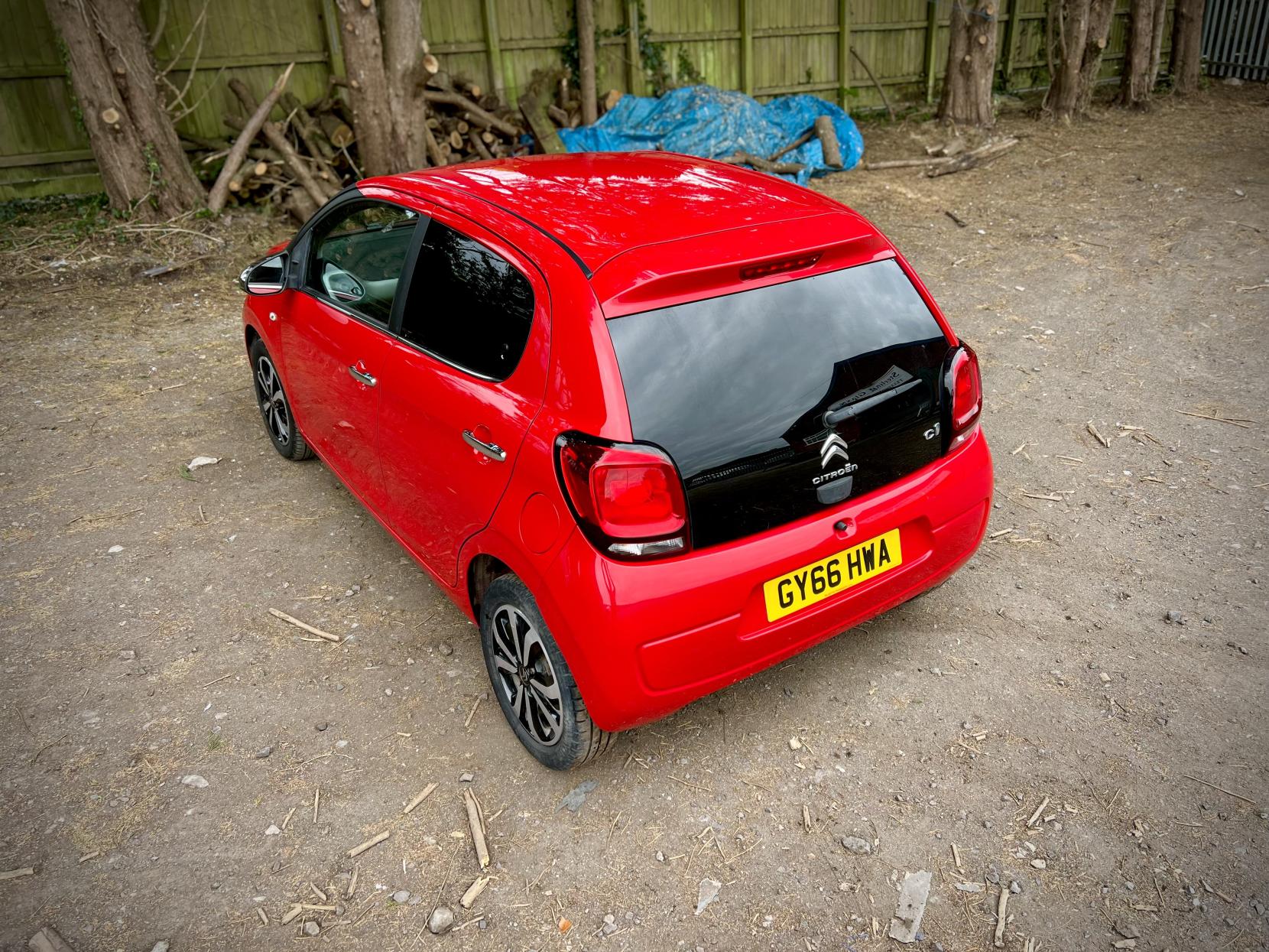 Citroen C1 1.2 PureTech Flair Hatchback 5dr Petrol Manual Euro 6 (82 ps)