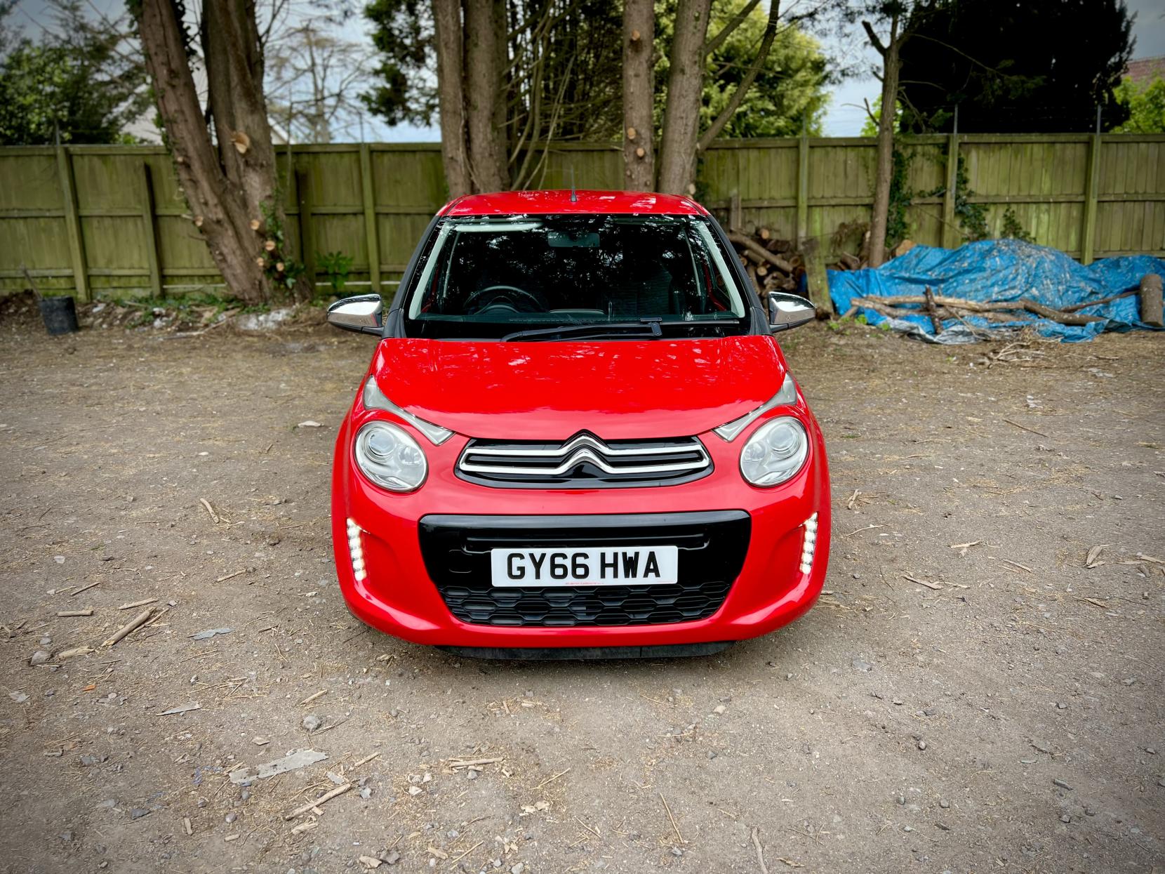 Citroen C1 1.2 PureTech Flair Hatchback 5dr Petrol Manual Euro 6 (82 ps)