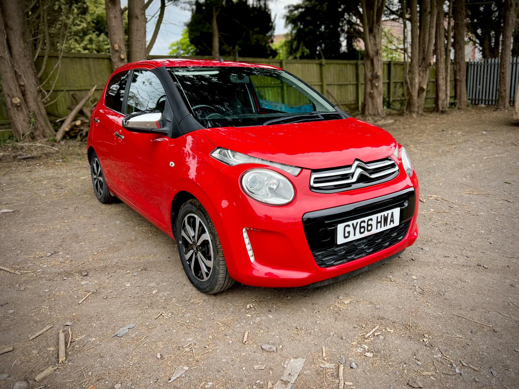 Citroen C1 1.2 PureTech Flair Hatchback 5dr Petrol Manual Euro 6 (82 ps)