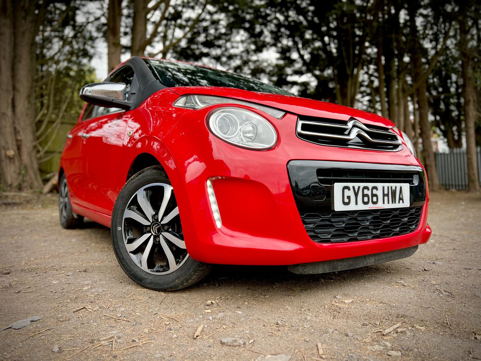Citroen C1 1.2 PureTech Flair Hatchback 5dr Petrol Manual Euro 6 (82 ps)