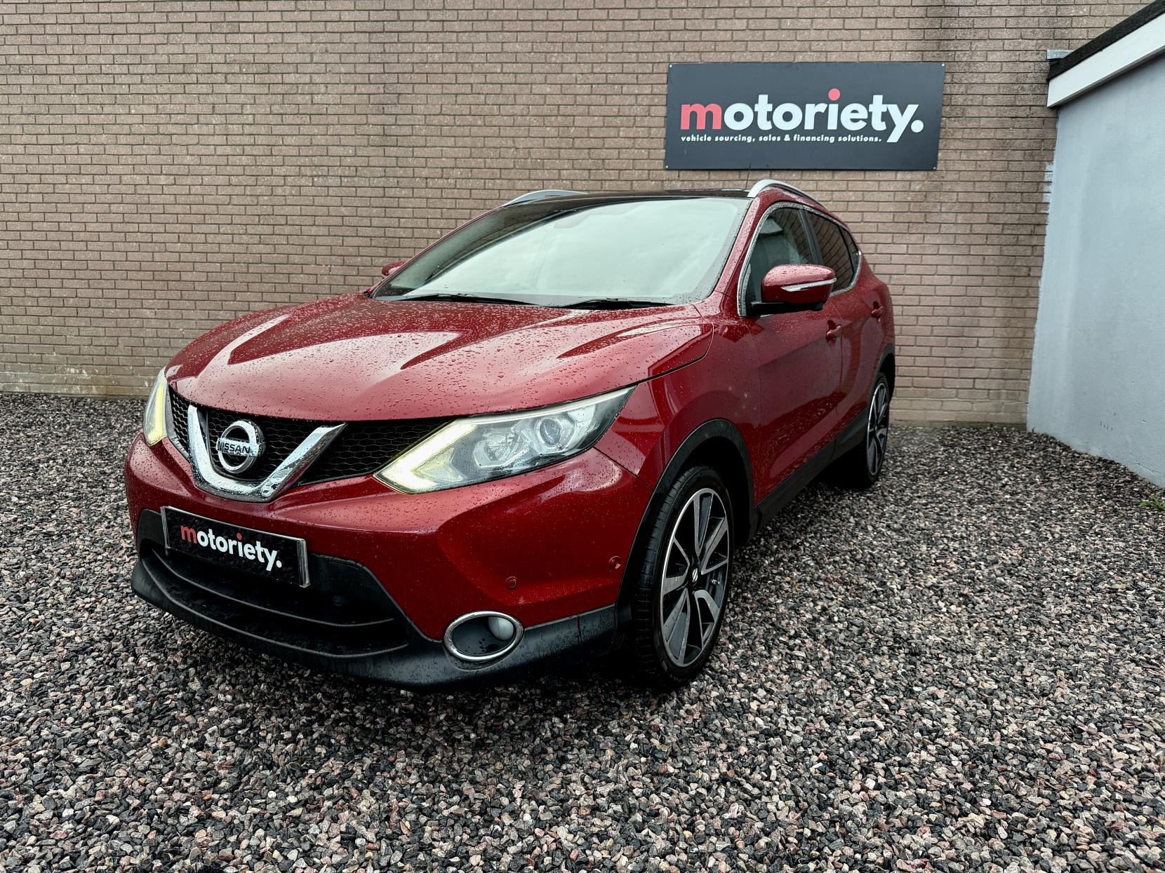 Nissan Qashqai 1.2 DIG-T Tekna SUV 5dr Petrol Manual 2WD Euro 5 (s/s) (115 ps)