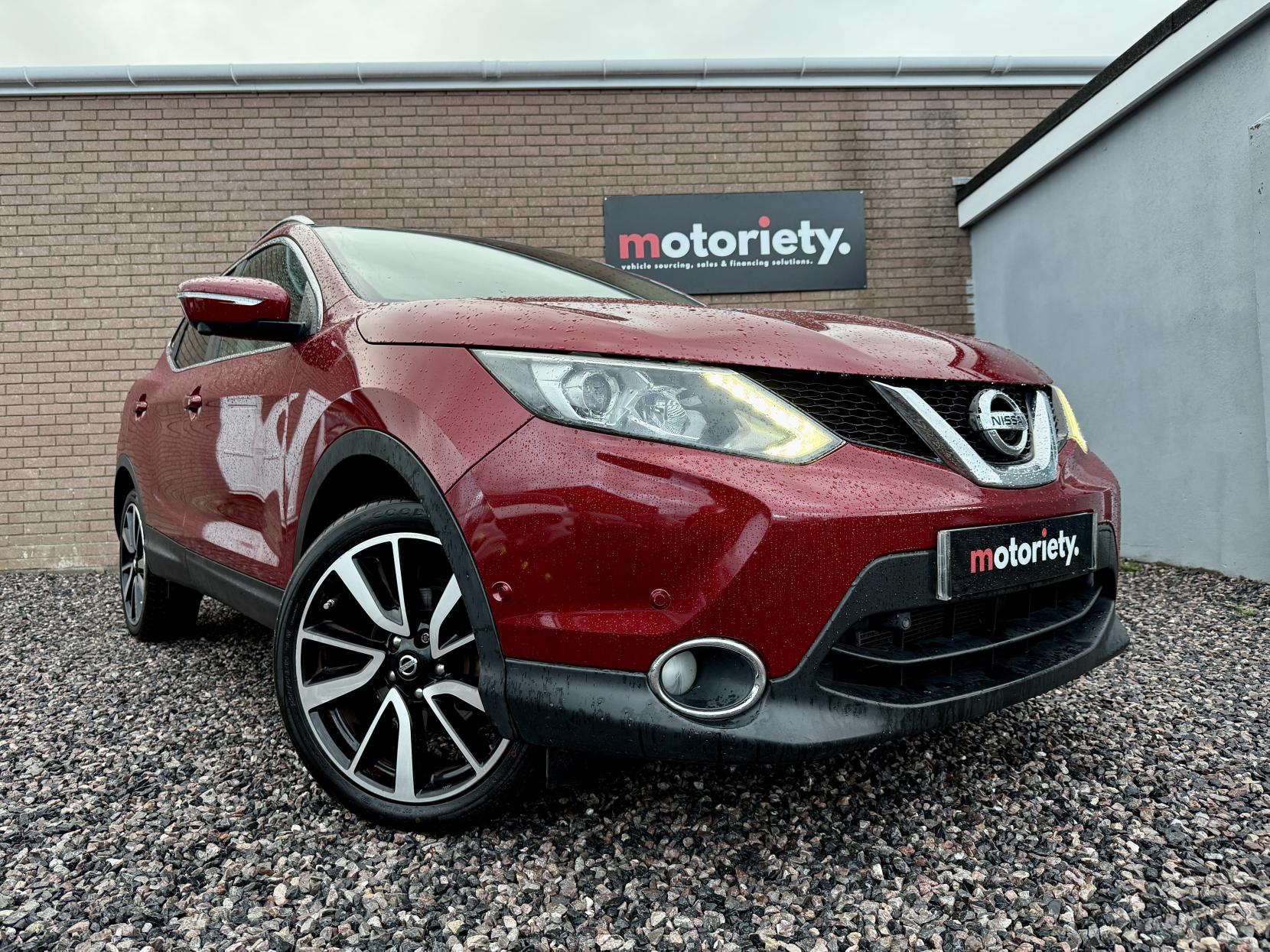 Nissan Qashqai 1.2 DIG-T Tekna SUV 5dr Petrol Manual 2WD Euro 5 (s/s) (115 ps)