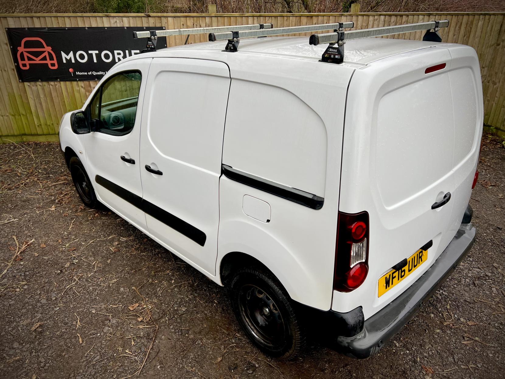 Peugeot Partner 1.6 HDi 850 Professional Panel Van 4dr Diesel Manual L1 (132 g/km, 90 bhp)