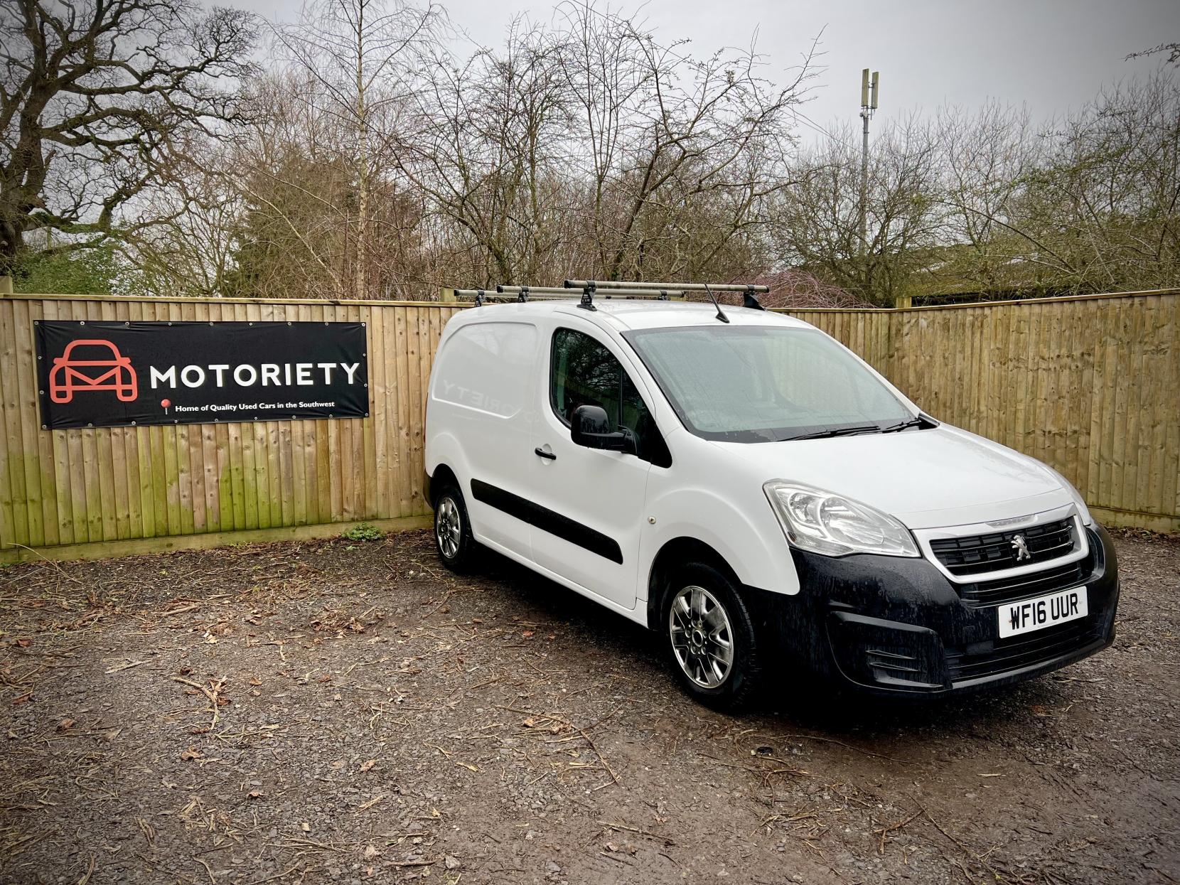 Peugeot Partner 1.6 HDi 850 Professional Panel Van 4dr Diesel Manual L1 (132 g/km, 90 bhp)