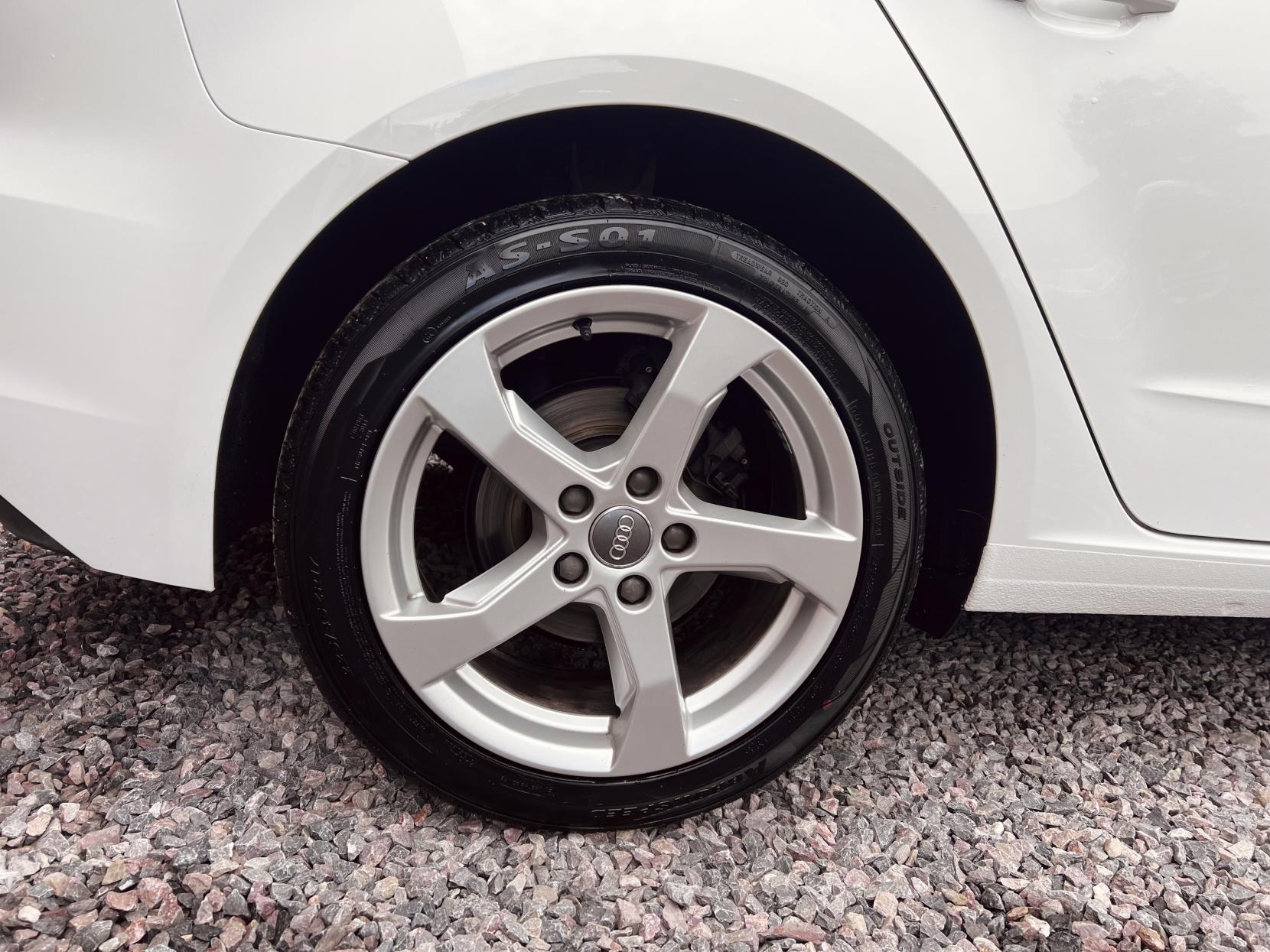 Audi A3 1.0 TFSI 30 Sport Sportback 5dr Petrol Manual Euro 6 (s/s) (116 ps)