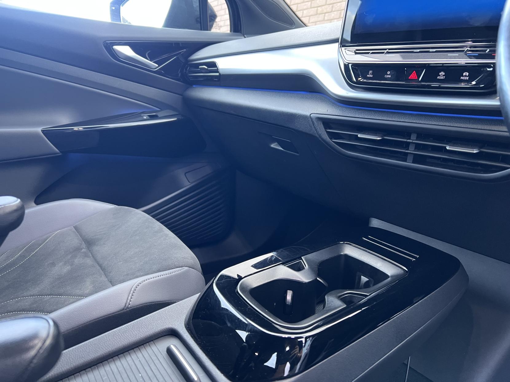 Volkswagen ID.4 Pro Performance 77kWh Life SUV 5dr Electric Auto (204 ps)