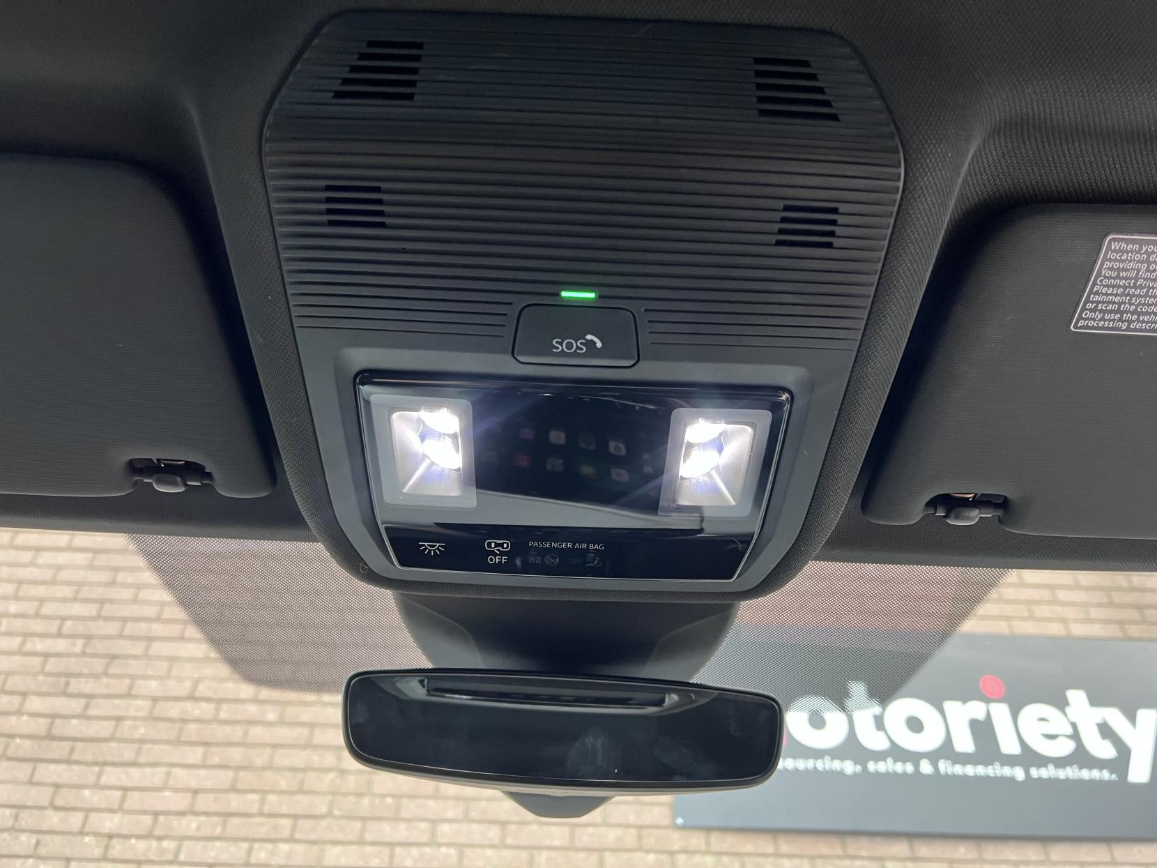 Volkswagen ID.4 Pro Performance 77kWh Life SUV 5dr Electric Auto (204 ps)